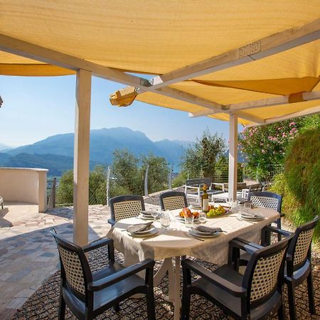 Casa Rene - Happy Rentals Tenno Exterior foto